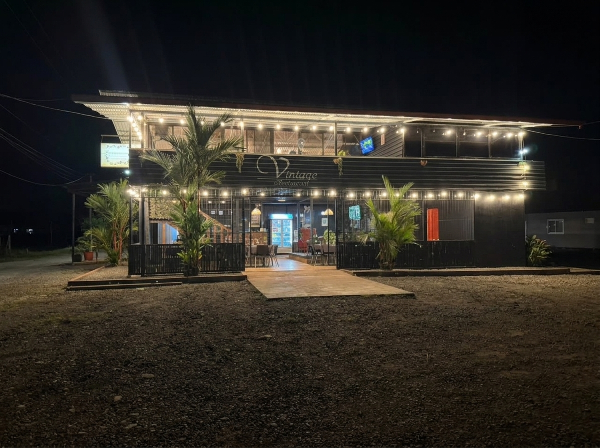 Fachada de Vintage Restaurante y Cafetería en Pital